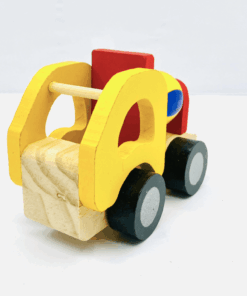 Alternative view of Masinuta betoniera din lemn