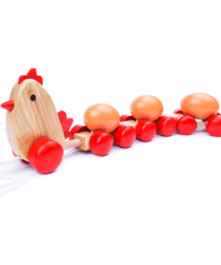 Jucarie de tras din lemn -Gaina cu oua, 3 ani