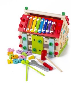 Casuta multifunctionala din lemn cu multiple activitati 02.jpg