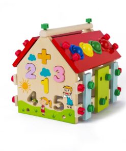 Casuta multifunctionala din lemn cu multiple activitati 04.jpg