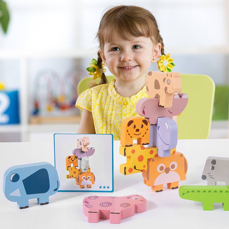 Joc Montessori de stivuit si echilibru Set 10 animale 01.jpeg