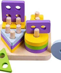 Joc educativ Sortator forme geometrice pe 4 coloane 3 ani 001.jpg