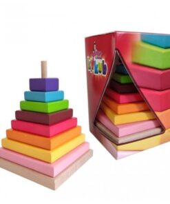 Piramida Curcubeu de stivuit 01.jpg