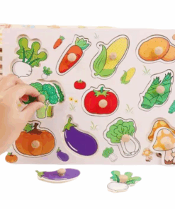 Puzzle Incastru din lemn cu butoni si 11 Legume 03.png