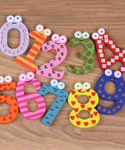 Set de cifre magnetice din lemn 02.jpg