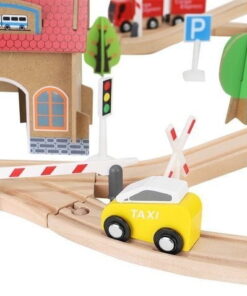 Set de constructie cu circuit auto si feroviar din lemn 89 piese 06.jpeg