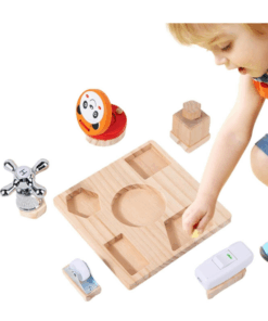 Joc de tip Montessori cu 5 activitati Busy Bord cu robinet 3 ani 03.png