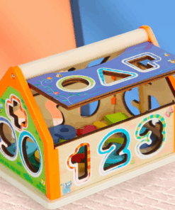 Joc sortator de forme geometrice Casuta 3 ani 04.png