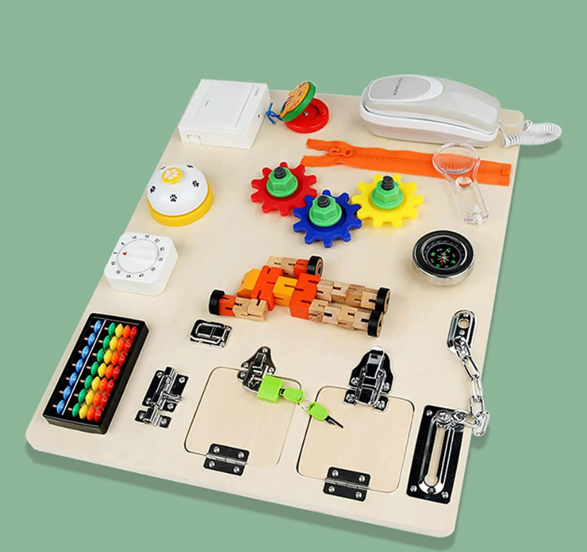 Placa senzoriala cu activitati Montessori Busy Board 005.png