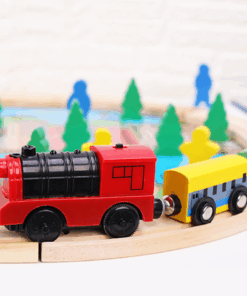 Circuit cu trenulet magnetic 3 ani 01.png