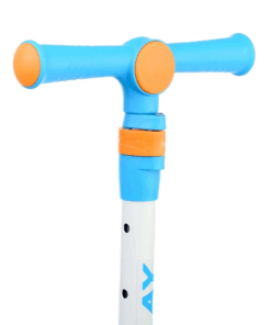 Trotineta pliabila cu 3 roti si lumini 3 ani albastru 04.png