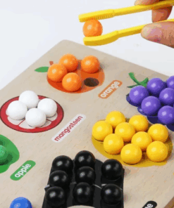 Joc de indemanare asociere culori cu bile colorate 3 ani 02.png