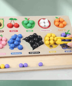 Joc de indemanare asociere culori cu bile colorate 3 ani 03.png