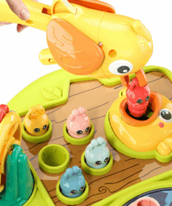 Jucarie interactiva bebelusi Masuta de Activitati 18 luni 06.png