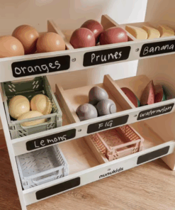 Magazin din lemn cu accesorii 3 ani 03.png