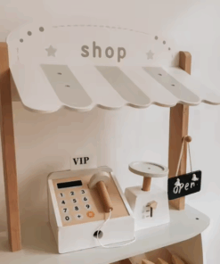 Magazin din lemn cu accesorii 3 ani 04.png