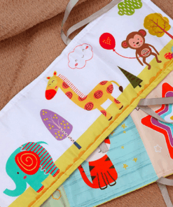 Carte senzoriala bebe si protectie de patut Animale 0 luni 02.png