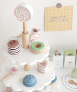 Jucarie din lemn Stand Prajituri Nunukids 3 ani 02.jpg