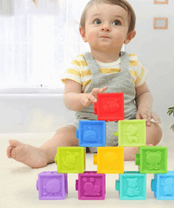 Set 12 cuburi pentru bebelusi din silicon cu texturi 6 luni 04.png