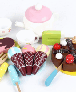 Carucior din lemn cu dulciuri de feliat 3 ani 0003.png