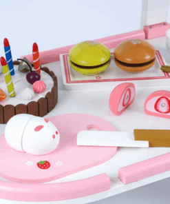 Carucior din lemn cu dulciuri de feliat 3 ani 0007.png