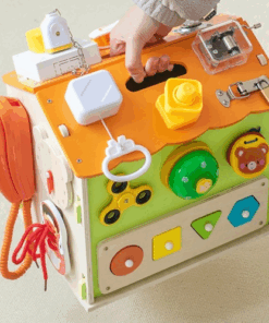 Casuta senzoriala cu 22 activitati Montessori Busy Board 3 ani 03.png