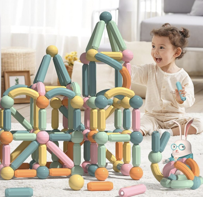 Set de constructie 3D magnetic 54 magneti 3 ani 08 1.png