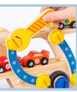 Banc de lucru pentru copii Camion transportator 3 ani 03.png