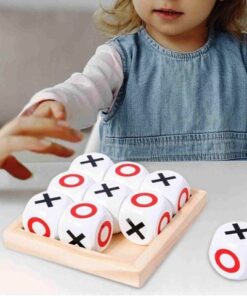Joc de societate X si zero cuburi din lemn 3 ani 04.jpg