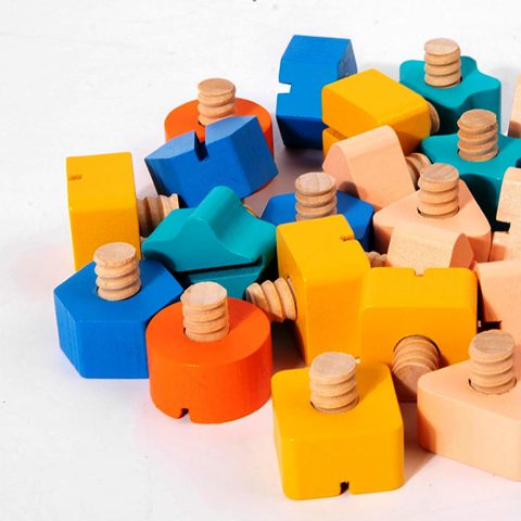 Joc educativ de înșurubare și asociere a formelor geometrice, 3 ani+ - imagine 6