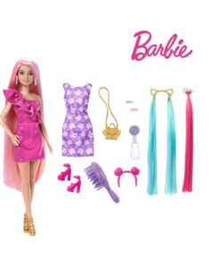 Papusa Barbie si parul sau colorat