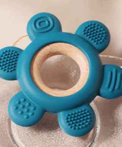 Alternative view of Jucarie de dentitie din silicon si lemn, Albastru Marin, 6 luni+