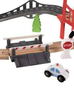 Alternative view of Circuit cu trenulet electric, 3 ani